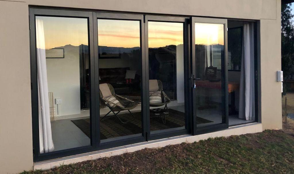 Sunset View Self Catering Cottage Underberg Exterior foto